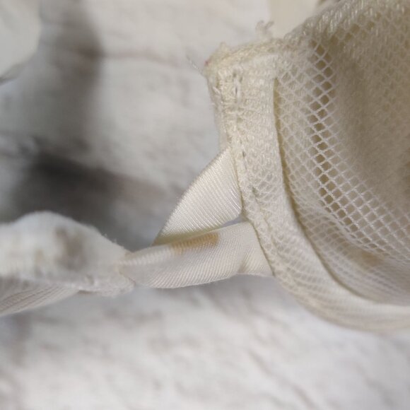 Victorias Secret 34C Ivory Lace Embroidered Underwire Bra Lightly Lined Mesh Cup - Picture 5 of 11